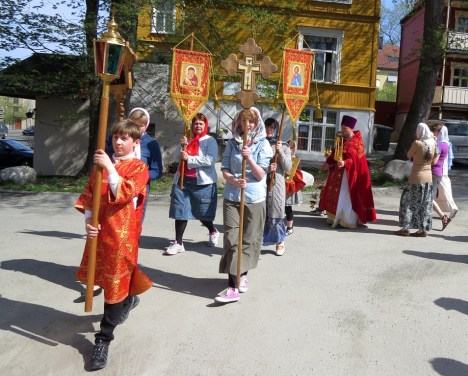 Крестный ход в день жен-мироносиц в Тронхейме