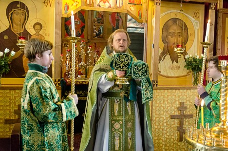 Великий вход на Божественной литургии