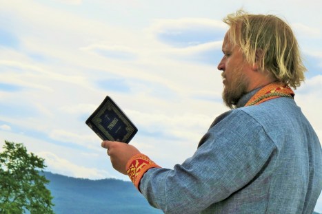 Святой короле Олаве, моли Бога о нас!