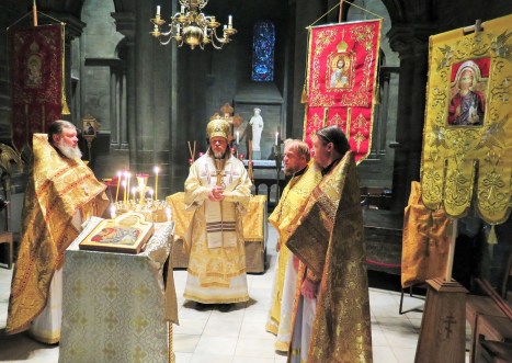 Божественная литургия в соборе Нидаросдомен в Тронхейме