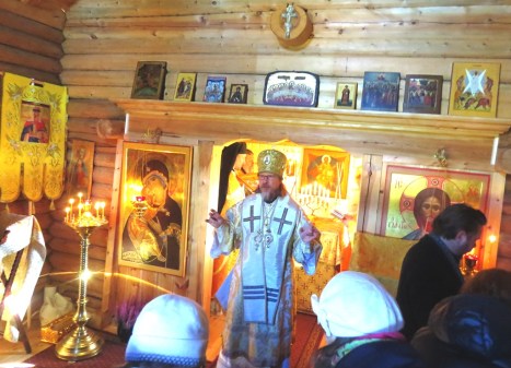 Архиерейское благословение молящихся