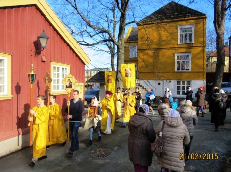 Праздничный крестный ход
