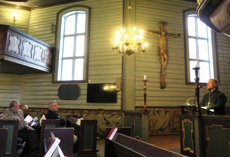Bakke kirke 300 ar apr2015