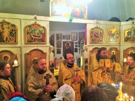 Божественная литургия в Сергиевском приходе Стокгольма