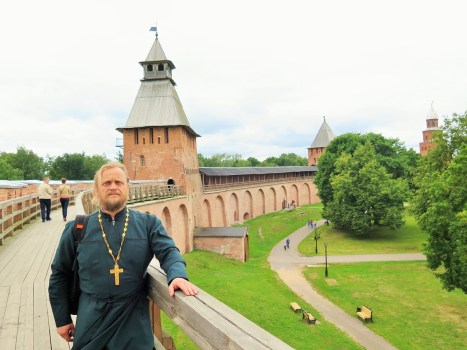 Крепостная стена Новгородского Кремля