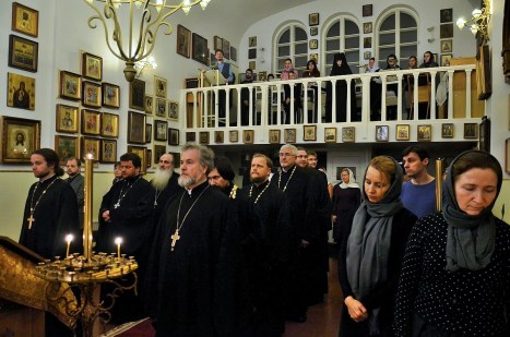 Духовенство в Покровском храме Хельсинки